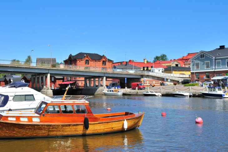 Jelenleg a finnországi Porvoo kikötőjében áll az Eagle S nevű tanker