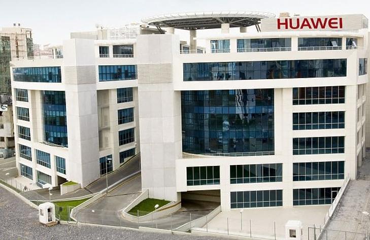A Huawei visszautasítja a kémkedés vádját