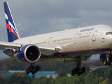 Az Aeroflot további járatokat töröl, de stabilizálódásról beszél a kibertámadás után