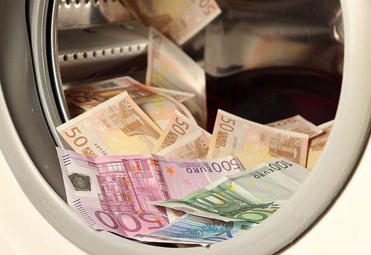 Uniós pénzzel csaltak – másodjára csapott le a NAV a bűnbandára 