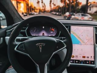 Merre tovább, forint? Merre tovább, Tesla?