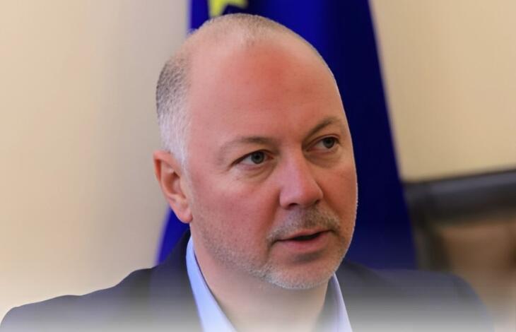 Távozik Roszen Zseljazkov és kormánya