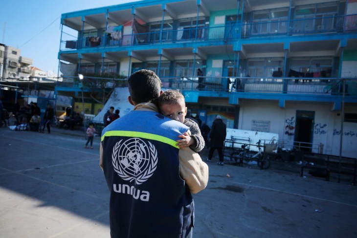 A Gázai övezetben milliók sorsa függ a szervezet munkájától, ami most ellehetetlenülni látszik. Fotó: Facebook / UNRWA