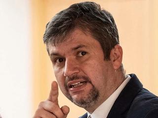 Hadházy Ákos: : nem sok olyan miniszter tudok, akire ne kérhetne börtönbüntetést az ügyészség