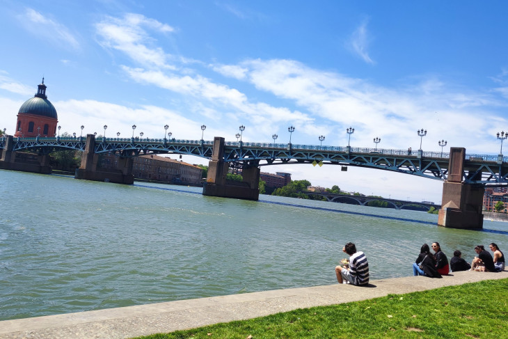 Idill a Garonne folyó partján