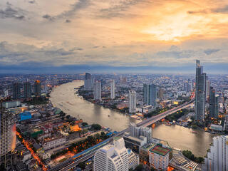Halottak Bangkokban is, rendkívüli állapot Mianmarban