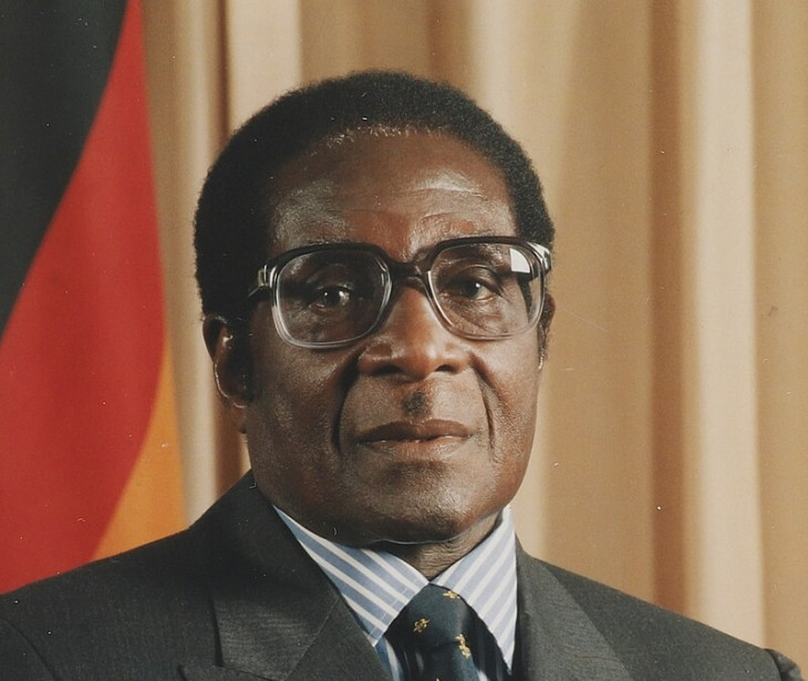 Robert Mugabe 1995-ben. Még 89 éves korában is újraválasztották