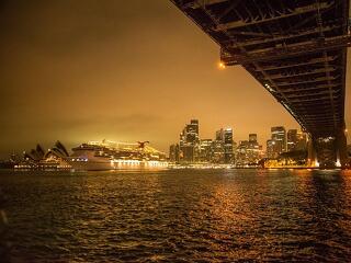 Ámokfutó lövöldözött Sydneyben