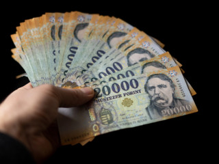 Jól tartja magát a hazai tőzsde