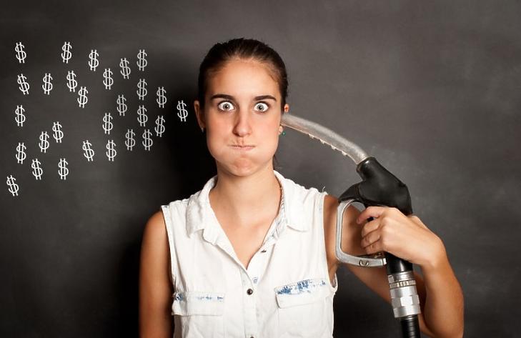 Csúnya pofont kaptak az autósok