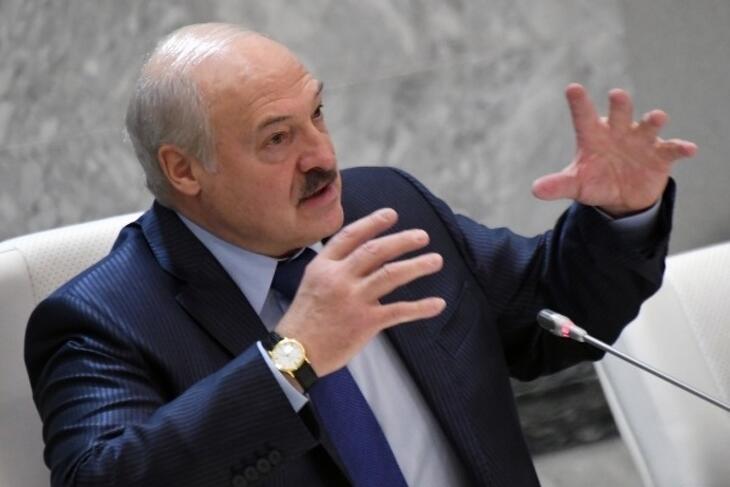 Lukasenka humánus okokból engedte szabadon a foglyokat