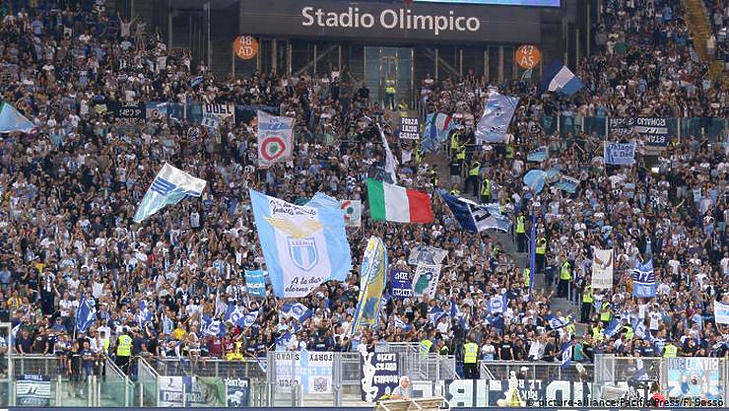 Az olasz focin csapott össze az új és a régi média
