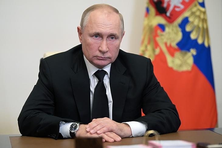 Vlagyimir Putyin egy videókonferencián 2021. szeptember 20-án. (Fotó: EPA/ALEXEI DRUZHININ / KREMLIN POOL/ SPUTNIK)