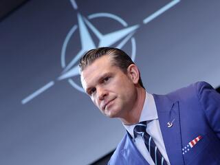 Brutálisan megnövelné minden NATO-tagország védelmi kiadásait Washington