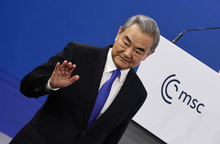 Vang Ji szerint a világ nem térhet vissza a dzsungel törvényéhez  