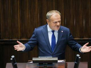 Szembement Donald Tusk Donald Trumppal az orosz dróntámadás ügyében    