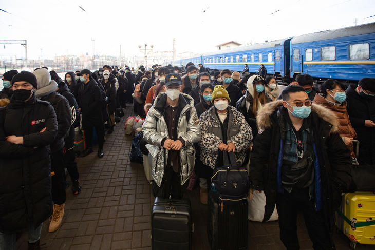 A Nyugaton dolgozó magyarok helyét ázsiai munkások veszik át? Fotó: Depositphotos