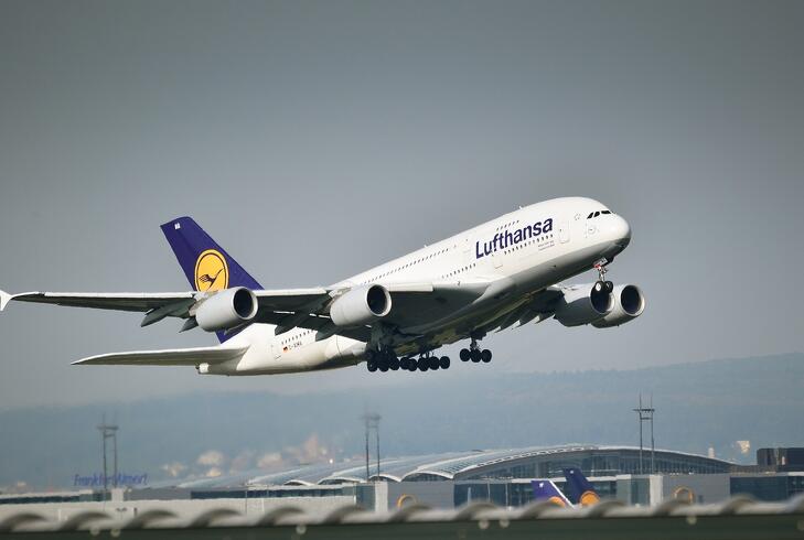 Egy darabig nem szállnának fel a Lufthansa gépei