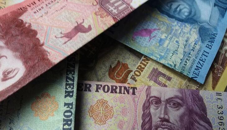 Boszorkányság a tőzsdéken, rettenthetetlen a forint