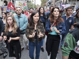 Ione Belarra egy palesztin párti tüntetésen Madridban 2023. október 15-én. Fotó: Twitter/Ione Belarra   