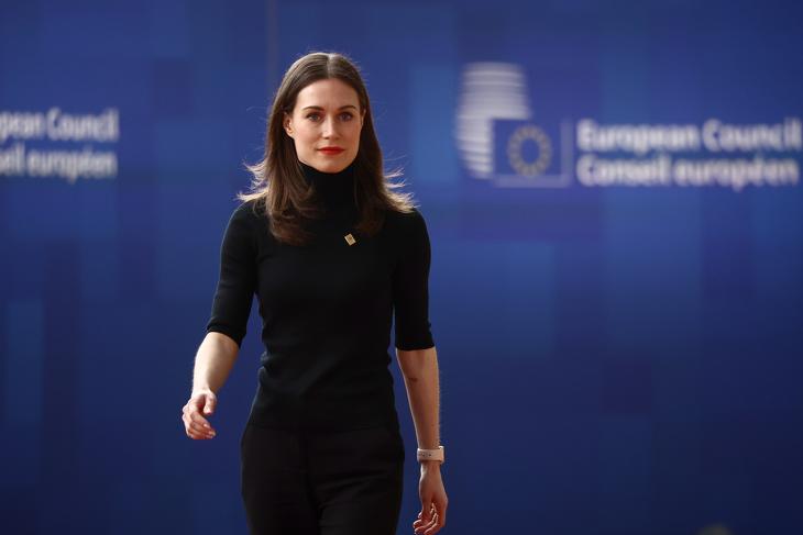 Miniszterelnökből sima képviselő lesz a finn bulikirálynőből