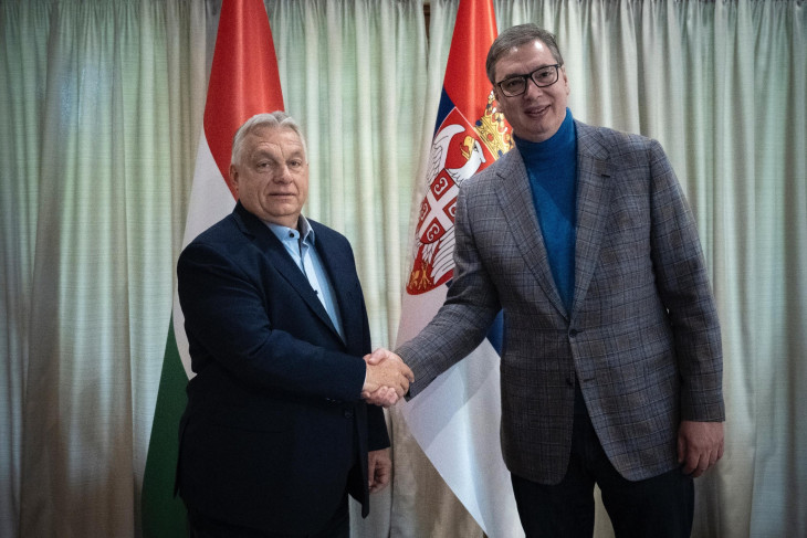 Aleksandar Vucic fogadja Orbán Viktort Belgrádban 2025. május 23-án