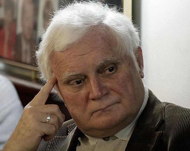 Fél 4-től egy órán át válaszol kérdéseinkre Kéri László