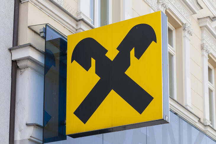200 ezer forinttal és kedvezményekkel sürgeti az Otthon Start érdeklődőit az egyik bank