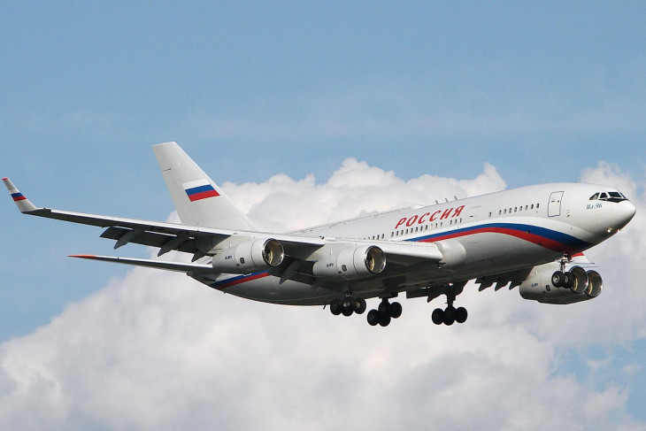 Az egyik, speciálisan átalakított orosz IL-96-os