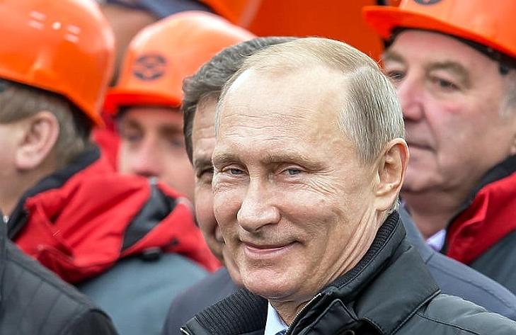 Putyin lassacskán elüldözi népét