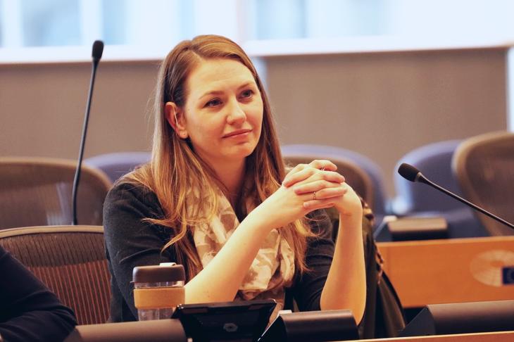 Itt az első áldozat a Momentumnál: lemondott Donáth Anna