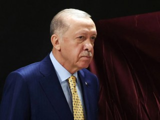 Recep Tayyip Erdogan török miniszterelnöknek nem sok oka volt örülni a választások után