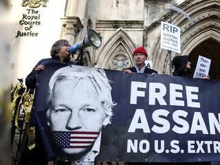 Váratlan fordulat: kiszabadult a WikiLeaks alapítója