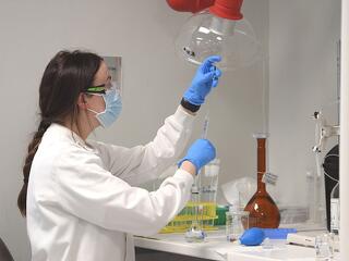 AI kutatja a gyógyszereket, több milliárd dollárért áll össze velük egy amerikai nagyágyú