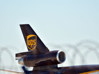 Tűzgolyóként csapódott a földbe egy repülő