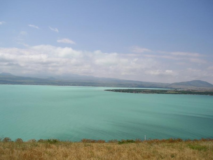 Örményország legnagyobb tava, a Szeván-tó. Fotó: Wikipedia
