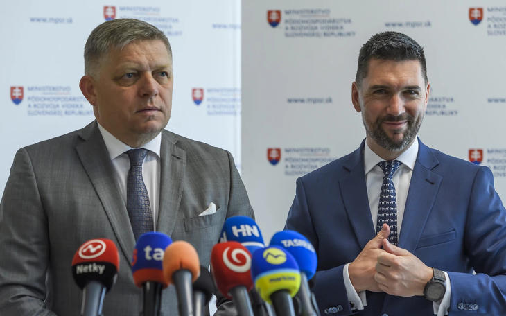 Robert Fico állapota stabil, de nagyon súlyos