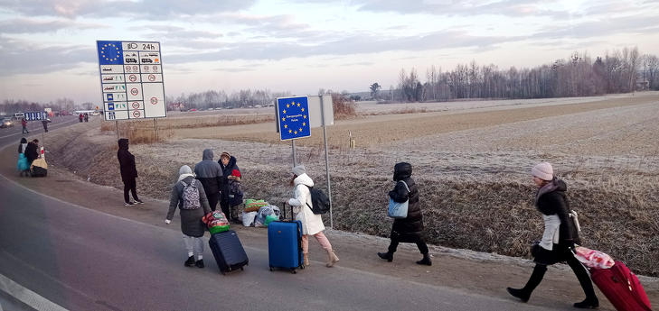 Menekülők százezrei hagyják el otthonaikat, de nem jellemző, hogy Oroszország felé vennék az irányt. Fotó: depositphotos