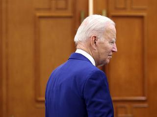Joe Biden tehetetlen és nincs más választása