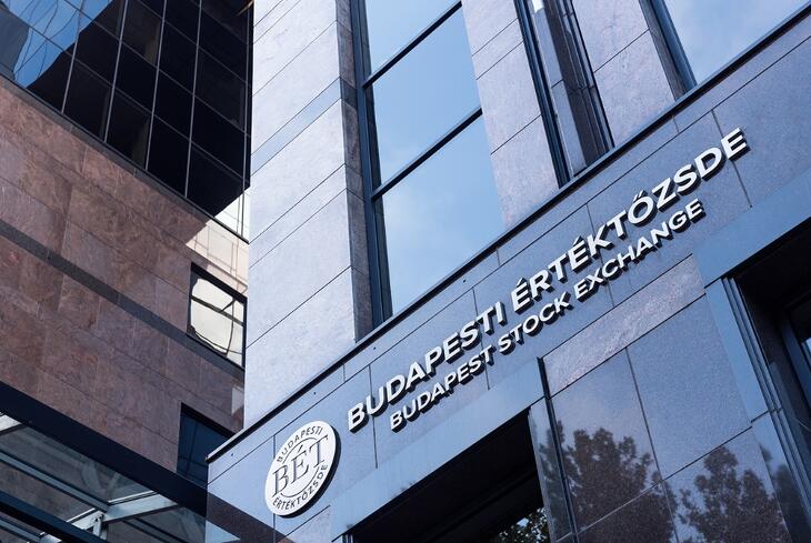 Tovább esett az OTP-árfolyam, húzta magával a BUX-indexet is