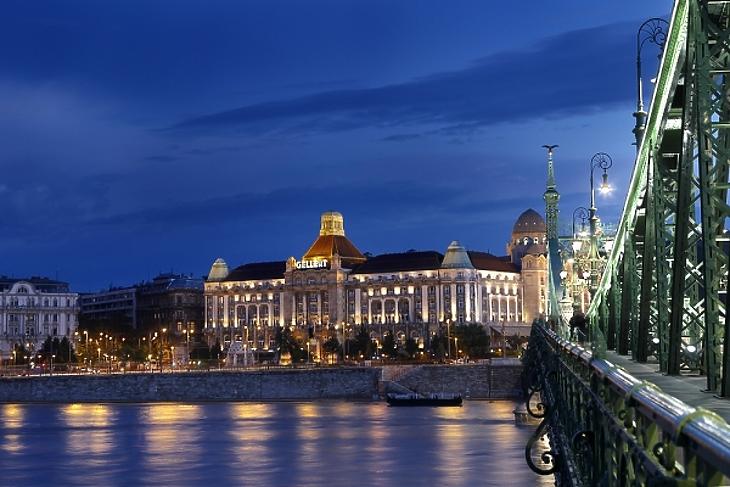Mégsem lesz Mészáros Lőrincé Budapest emblematikus épülete? 
