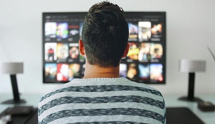 Kaszál a Netflix, fontos események előtt áll a forint