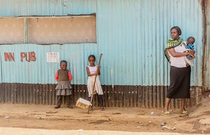 Afrikai nyomornegyedben rendezik meg a szegények Davosát  