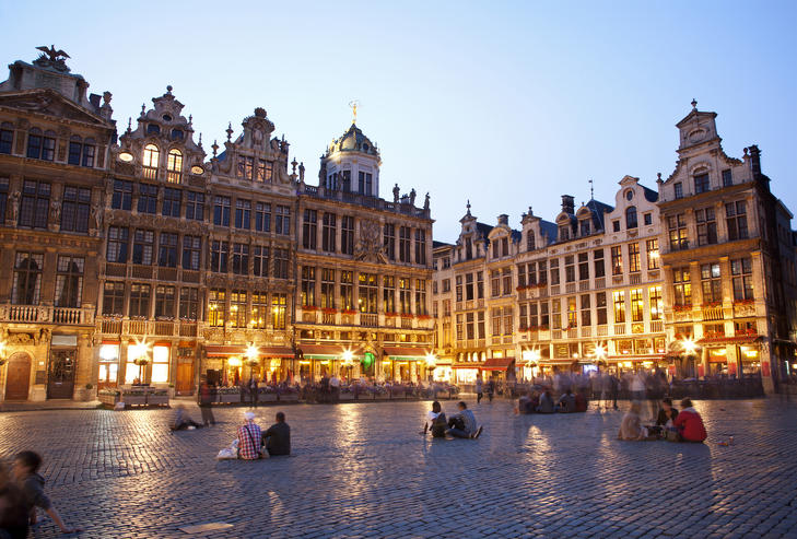 Általános sztrájk bénítja meg Belgiumot