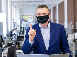 Vitalij Klicsko ex-bokszoló polgármester szerint nincs elég egészségügyi dolgozó Kijevben a koronások ellátásához