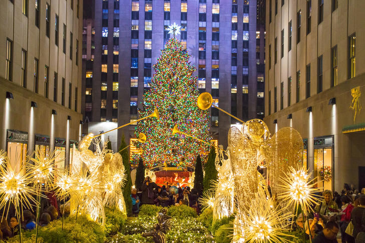 A Rockefeller Centernél felállított karácsonyfának komoly követelményeknek kell megfelelnie. Fotó: Depositphotos