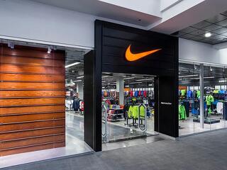 Próbál példát mutatni a Nike abban, hogyan lehet túlélni Trump új világrendjét