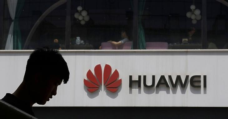Durvul a Huawei-bojkott: elzárkózik a cégtől az Intel, a Qualcomm és a Broadcom is