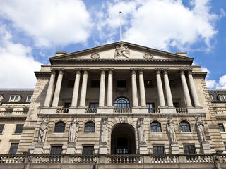 Meglepetés a Bank of England kamatcsökkentése körül
