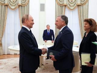 Ki próbálta meg hátbaszúrni Trump moszkvai emberét?